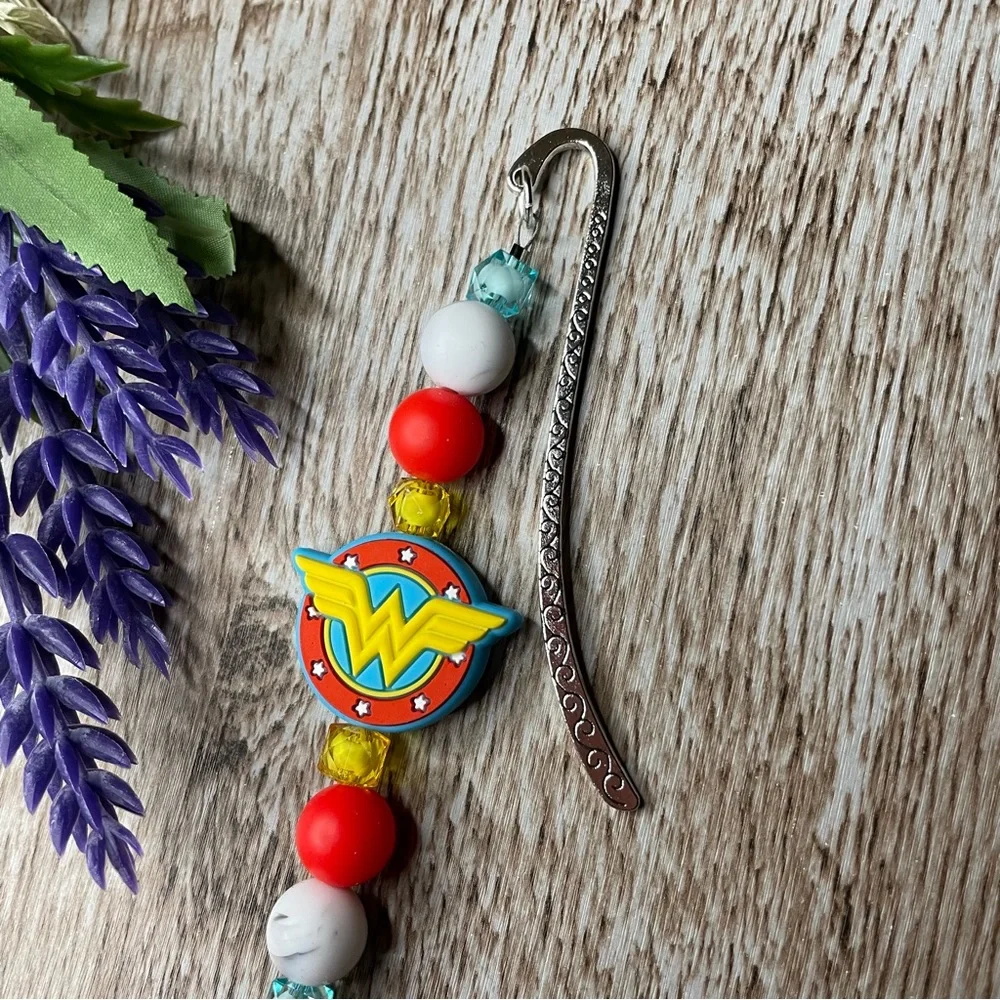 Bookmark Wonder Women Hero Handcrafted Artisan Beaded Metal Journal Read Book